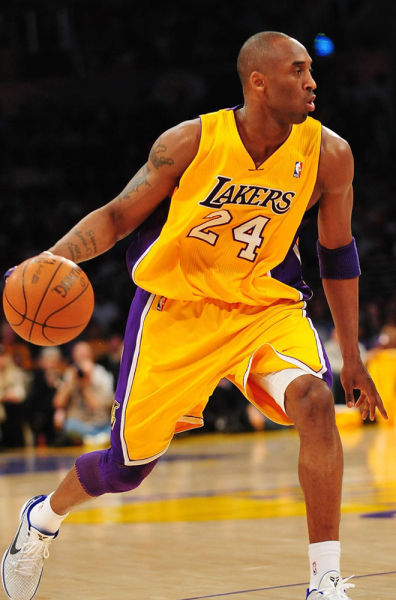 TA：马斯切拉诺已取得长足进步，将苏亚雷斯放替补席便是证明（TA：让苏亚雷斯坐替补，足证马斯切拉诺的长足进步）