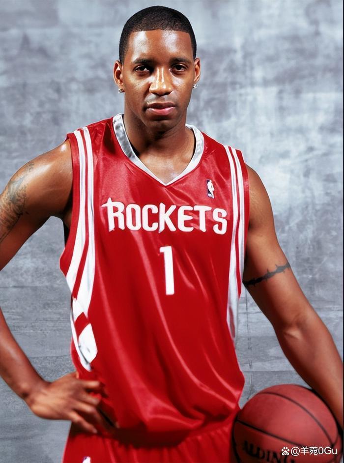 NBA：太阳击败篮网 杜兰特贡献全场最高分（NBA：太阳力克篮网，杜兰特砍下全场最高分）