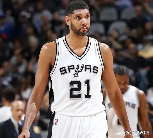 记者：西海岸下周二在杭州集结，杭州备战期间要踢一场热身赛（记者：西海岸队下周二赴杭集结，驻杭备战期间将进行一场热身赛）