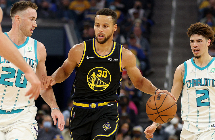 爷青回，维耶里社媒晒与大罗、巴乔、托蒂、卡纳瓦罗等人合照（回忆杀！维耶里社媒晒与大罗、巴乔、托蒂、卡纳瓦罗等传奇合影）